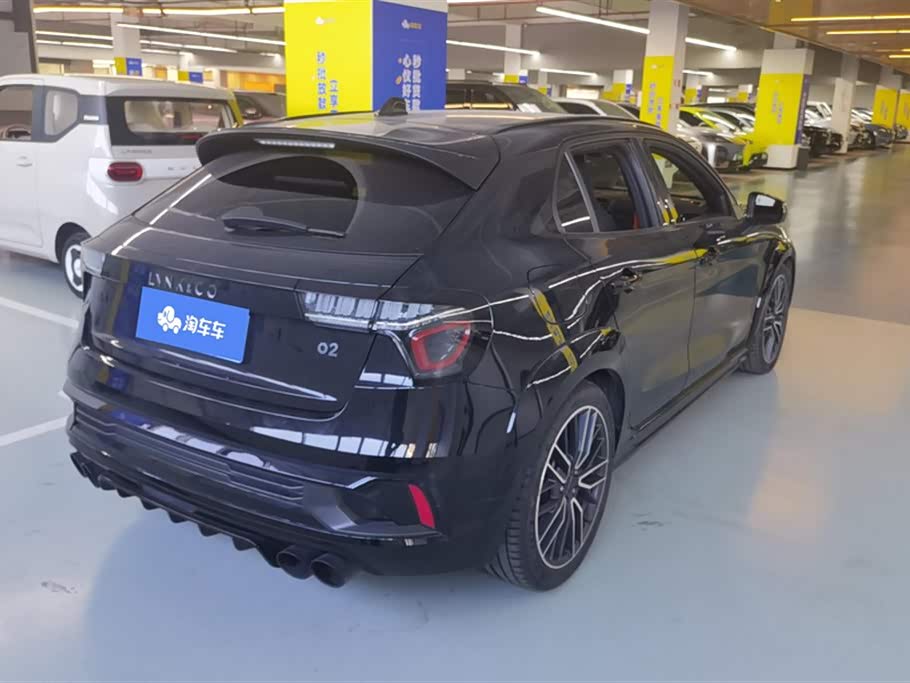 Lynk & Co 02 Hatchback