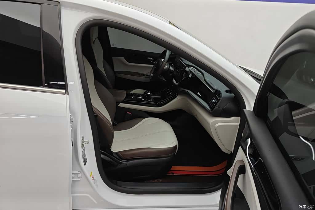 BYD Qin, 2024 8