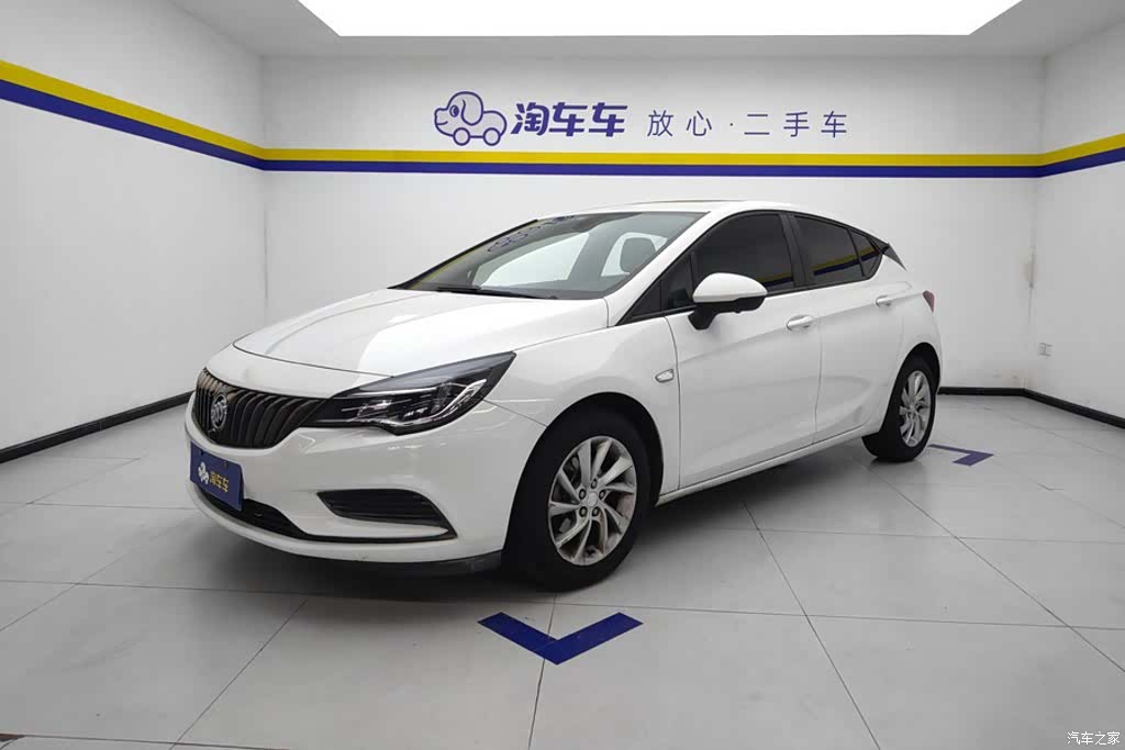 Buick Verano, 2018 1