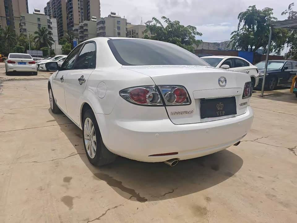 Mazda 6