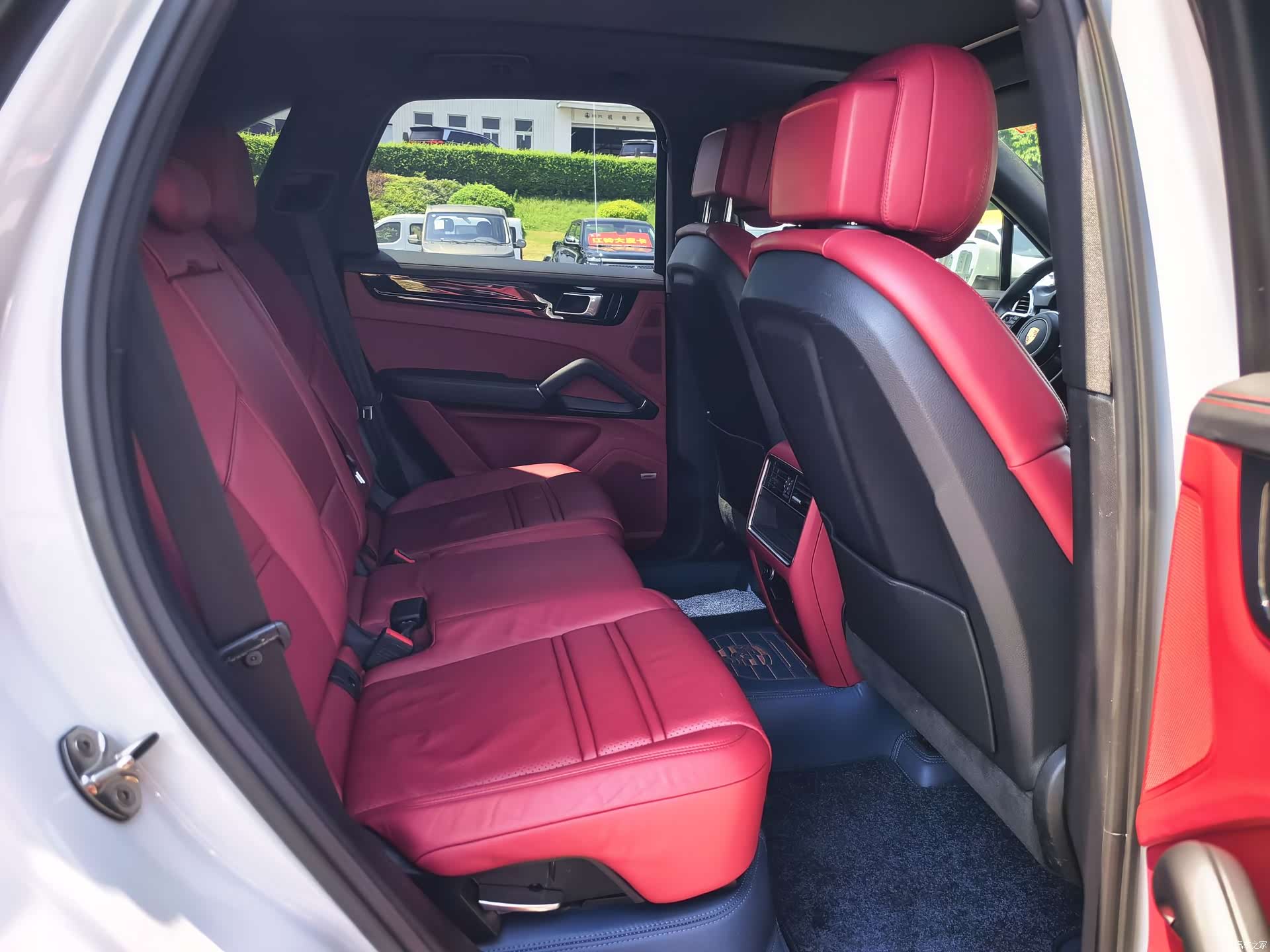 Porsche Cayenne, 2019 10