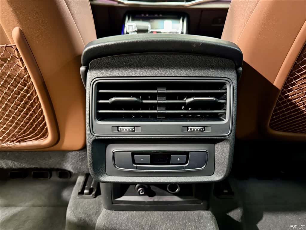 Audi Q7, 2024 22