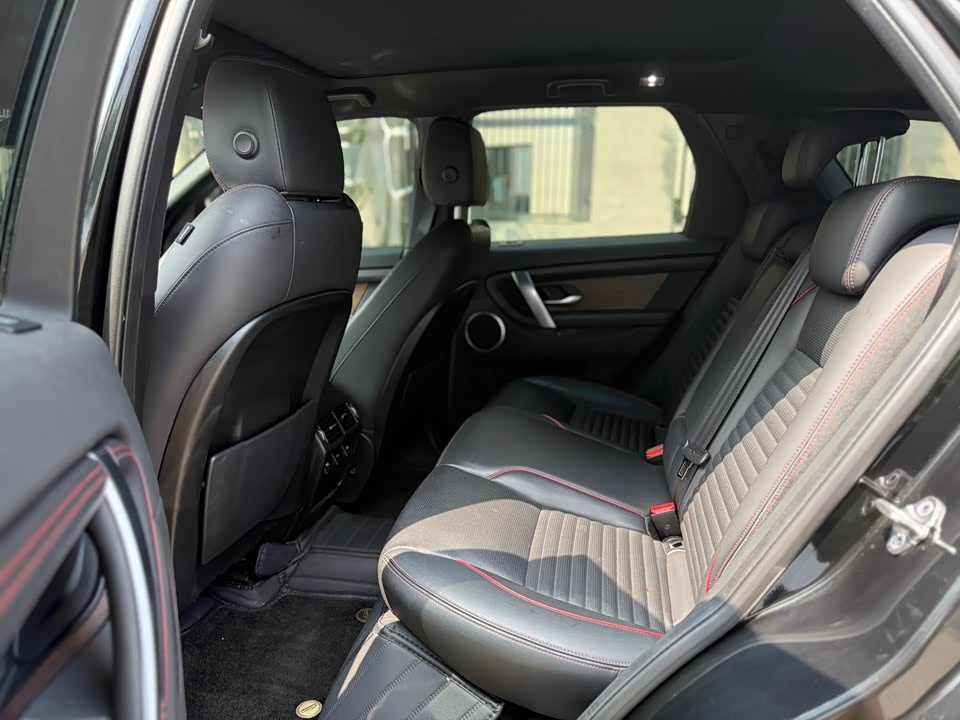 Land Rover Discover sports
