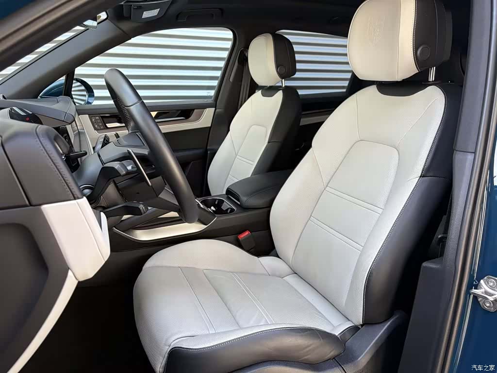 Porsche Cayenne, 2025 9