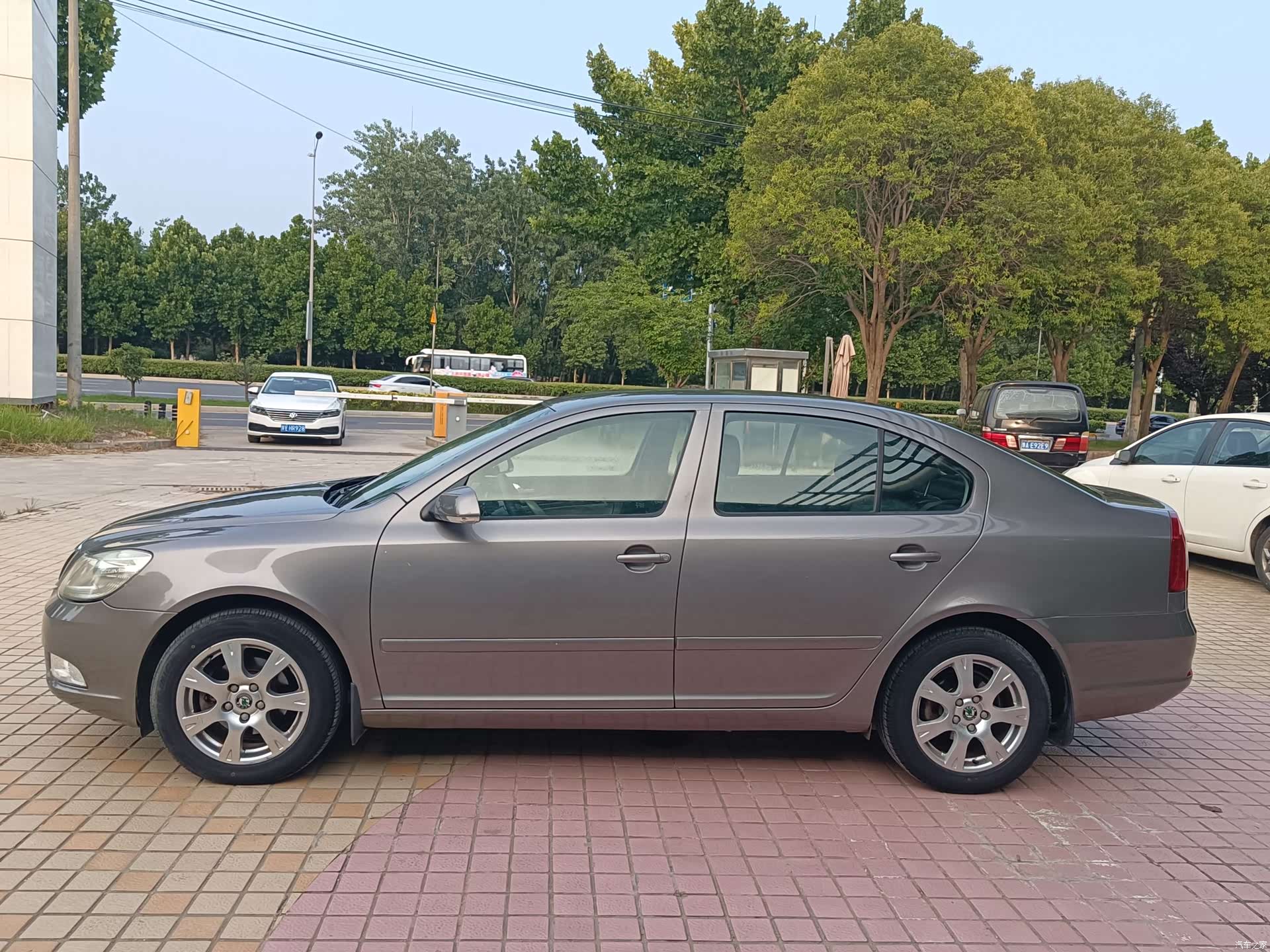 Skoda Octavia, 2010 4