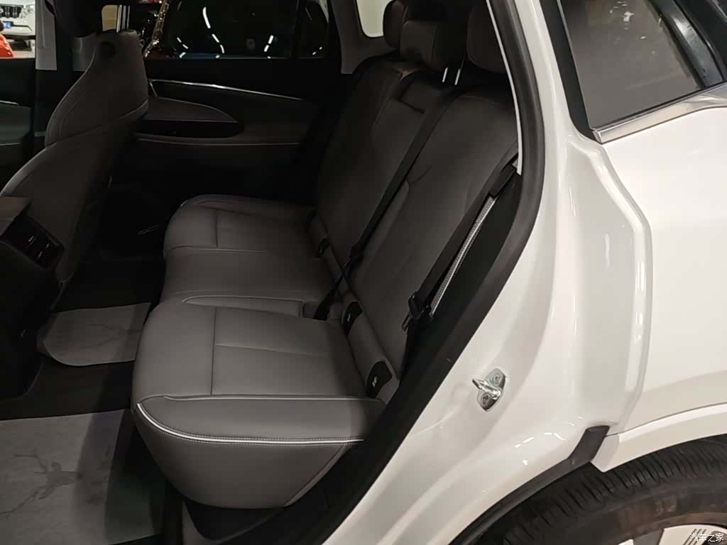 Buick E5, 2025 17
