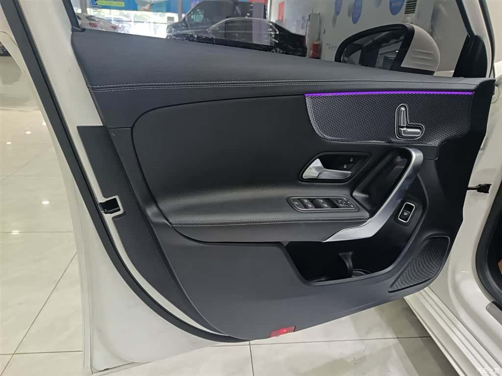 Mercedes-Benz A-Class, 2021 15