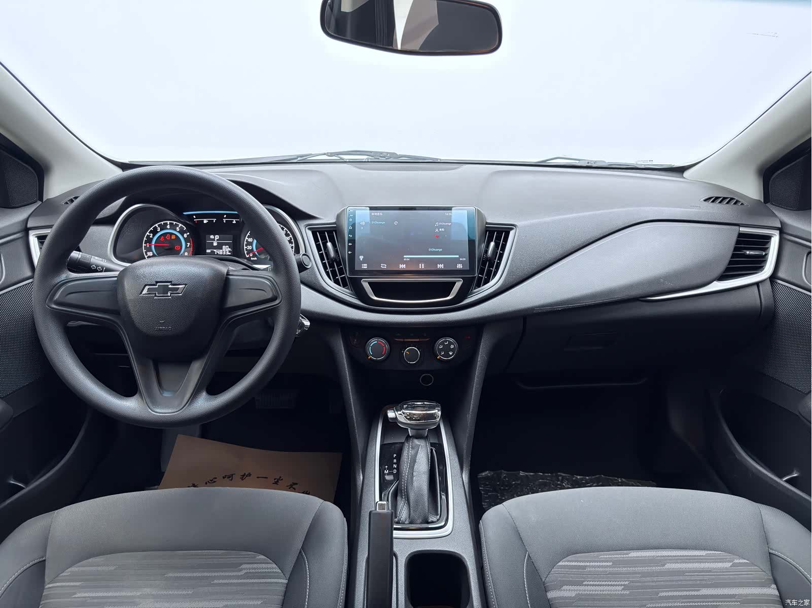 Chevrolet 320, 2018 все фото
