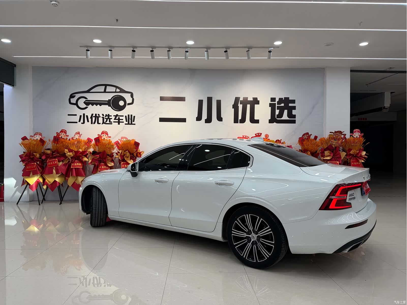 Volvo S60, 2021 все фото