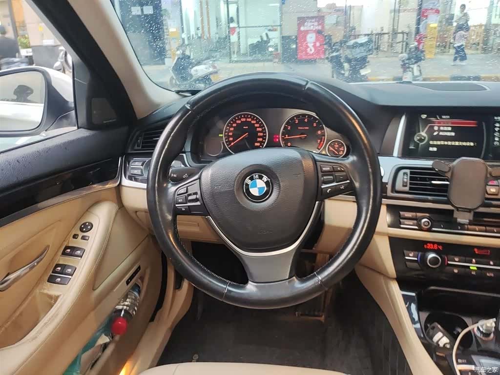 BMW 5 Series, 2015 3