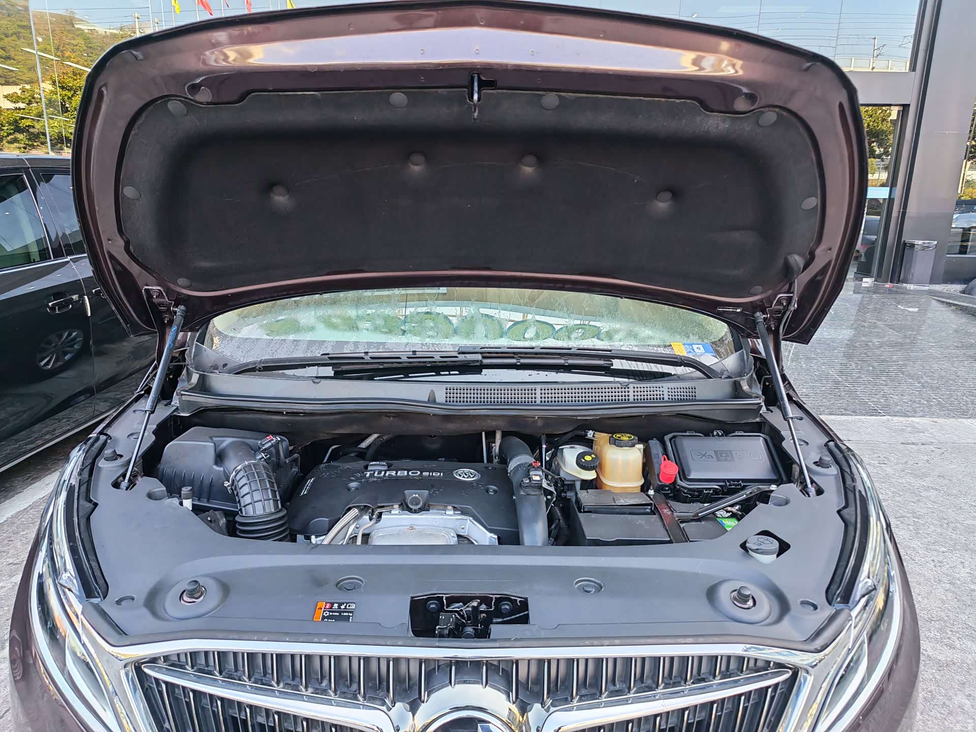 Buick GL8, 2019 20