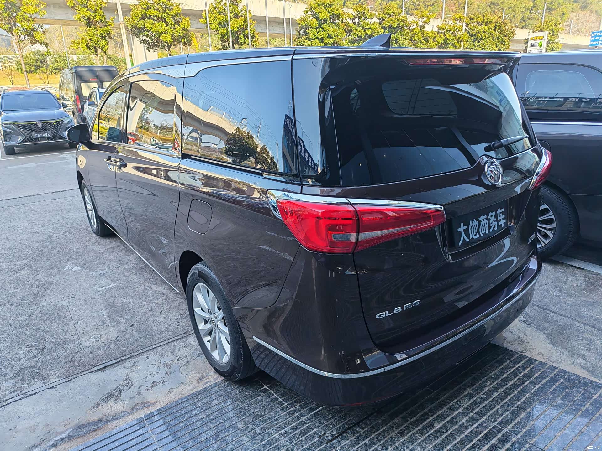 Buick GL8, 2019 21