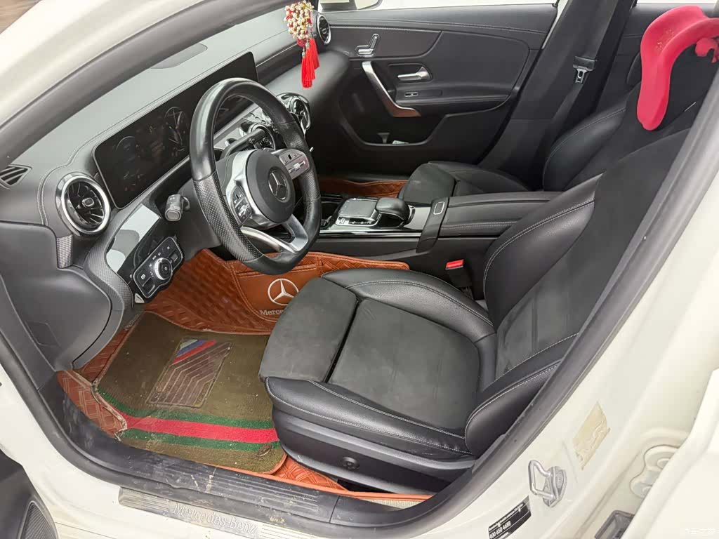 Mercedes-Benz A-Class, 2019 все фото