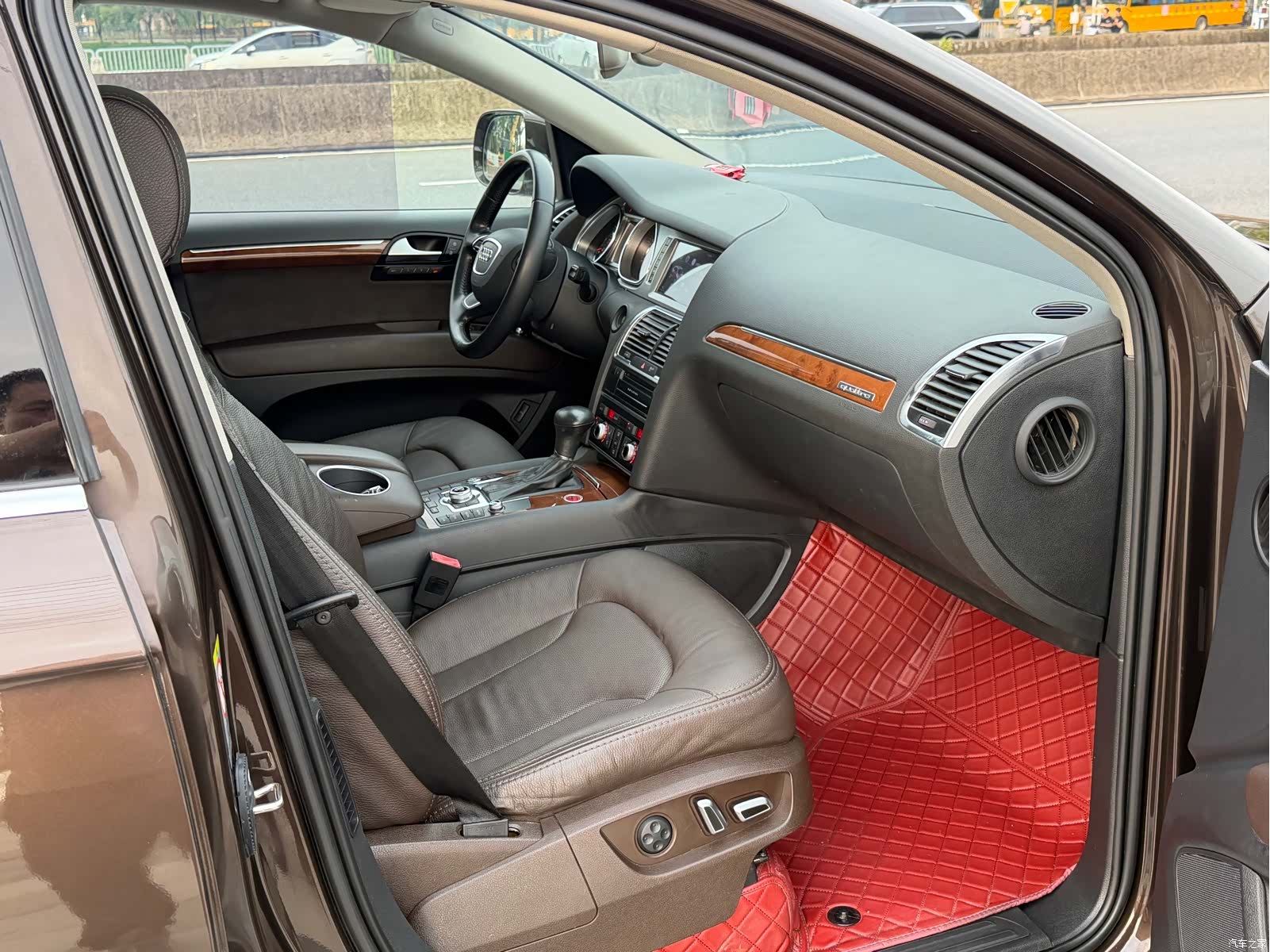 Audi Q7, 2015 12