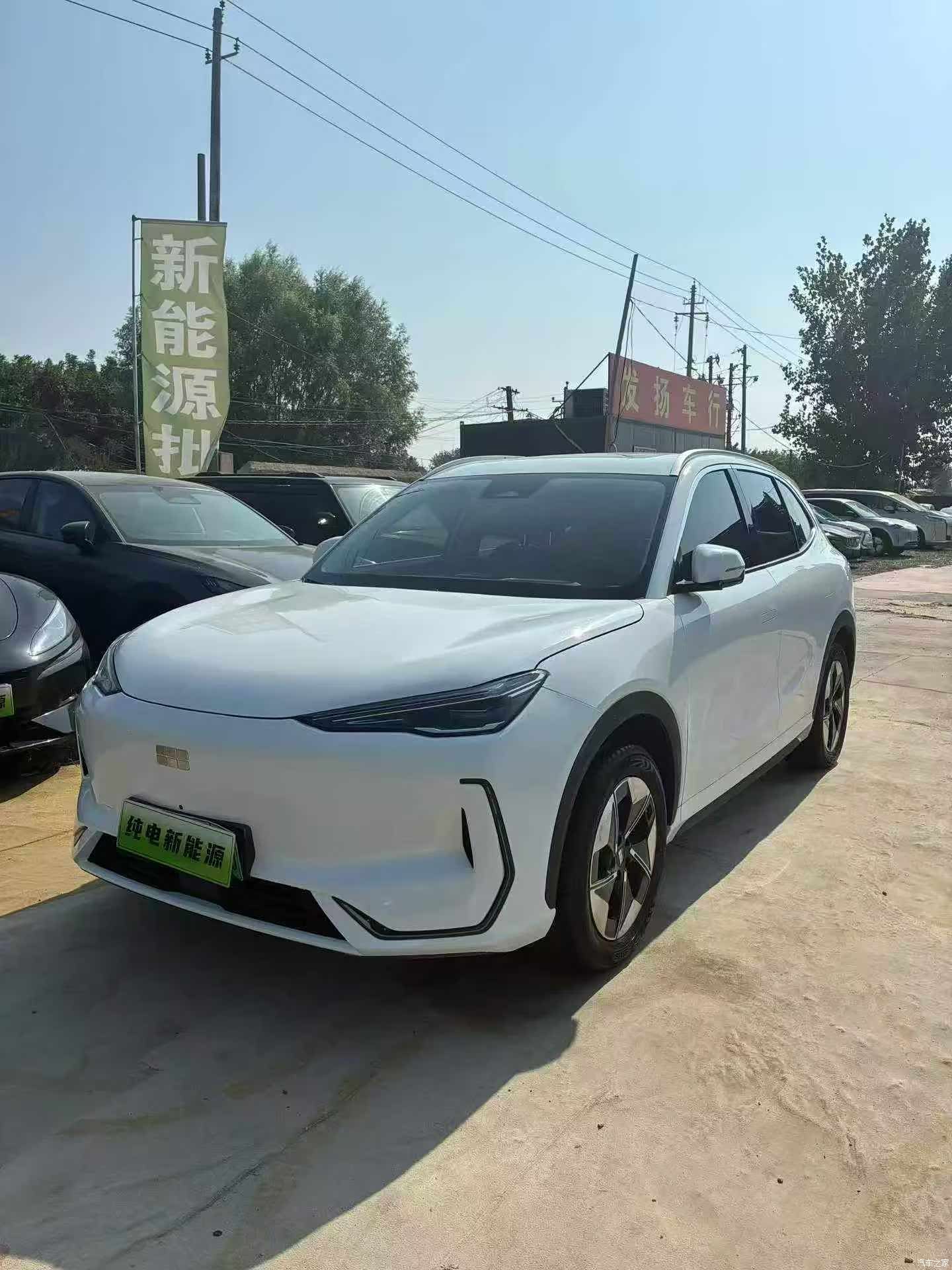Geely Galaxy E5, 2025 1