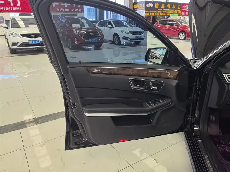 Mercedes-Benz E-class Mercedes-Benz E-class