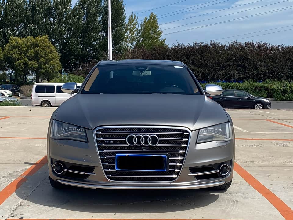 Audi A8