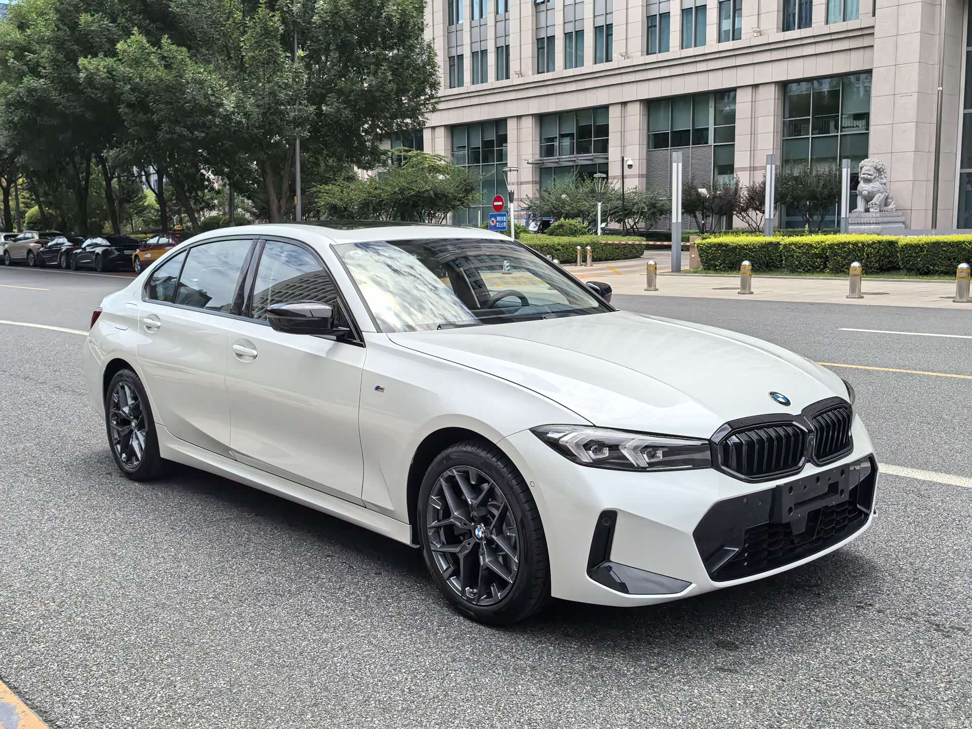 BMW 3 Series, 2026 7