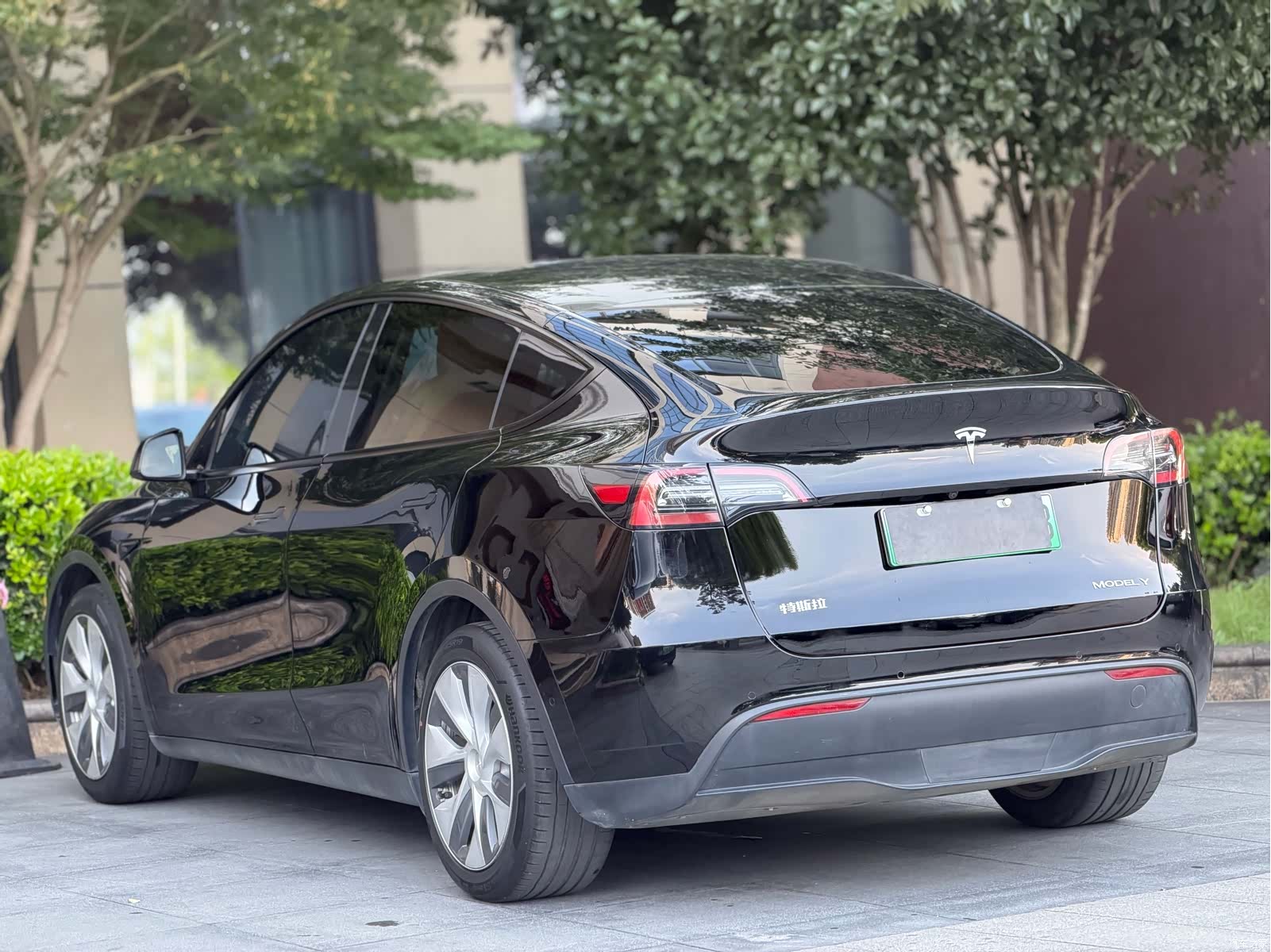 Tesla Model Y, 2022 9