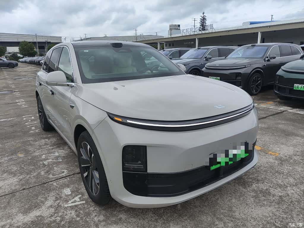 Li Auto L6, 2025 1