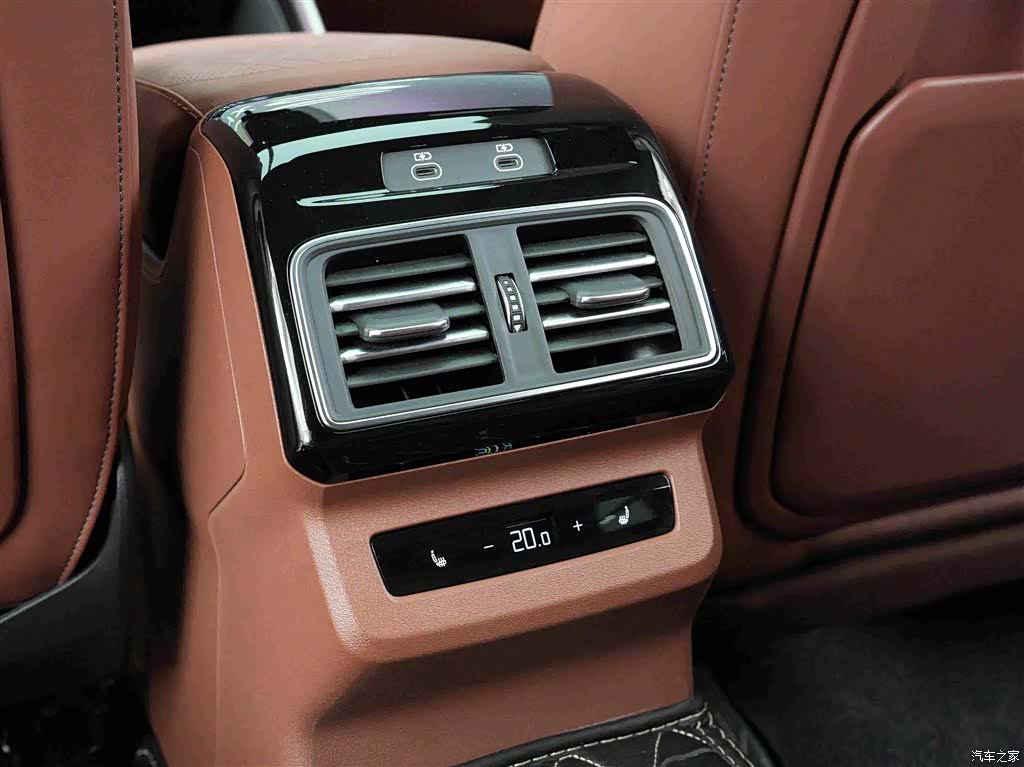 Audi Q5L, 2026 17
