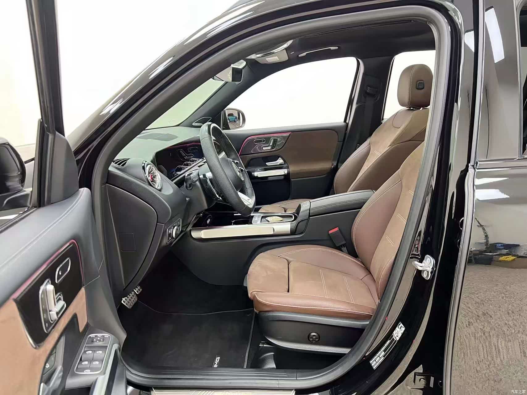 Mercedes-Benz GLB, 2024 15