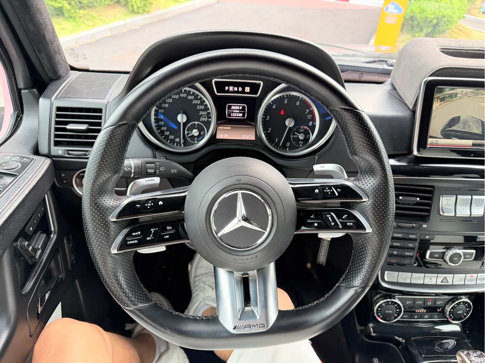 Mercedes-Benz G-Class, 2015 12