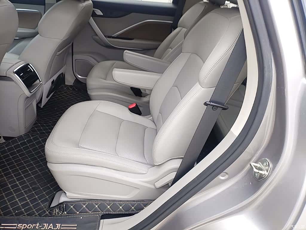 Geely Jiaji, 2021 17
