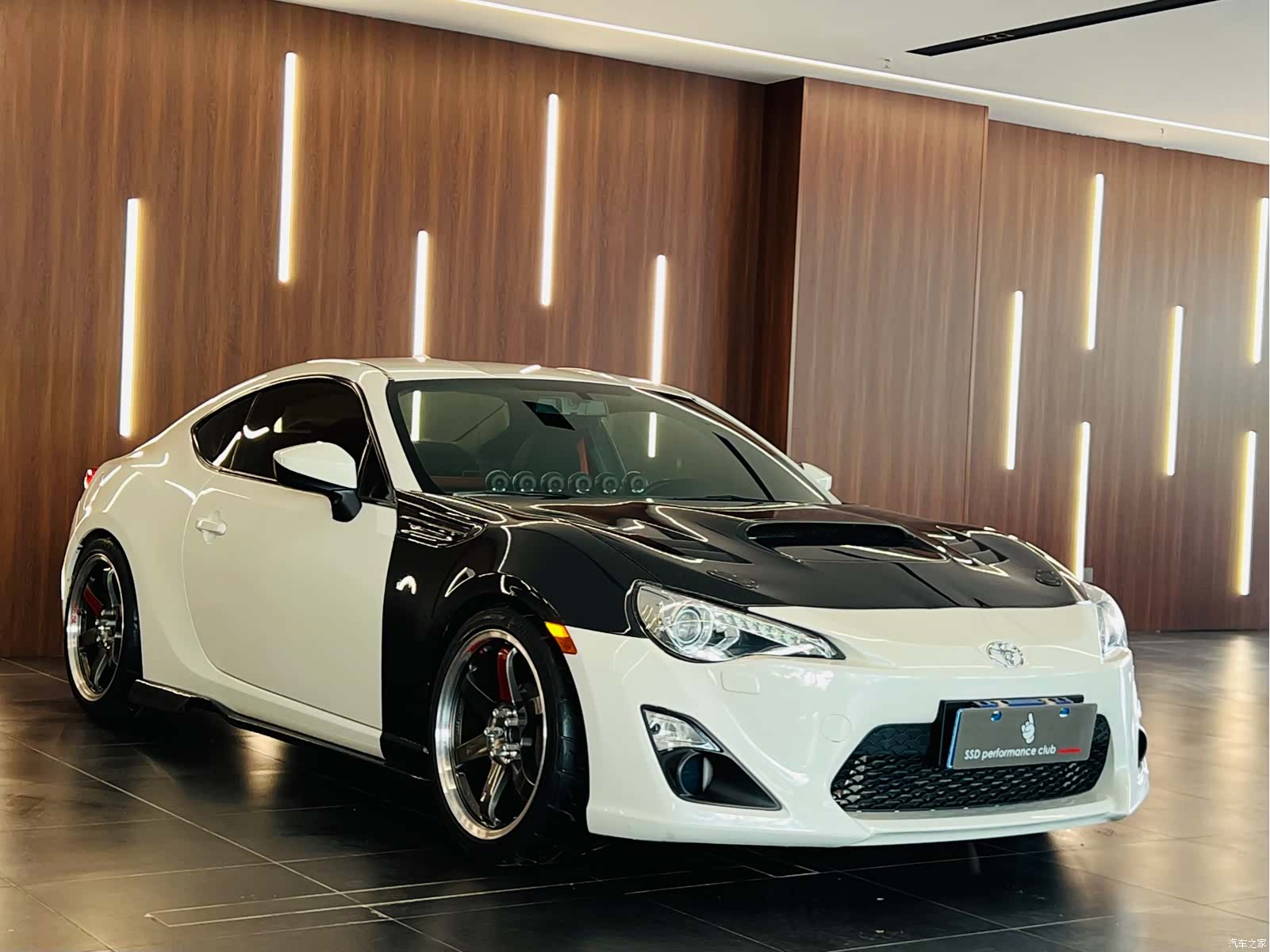 Toyota 86, 2015 1