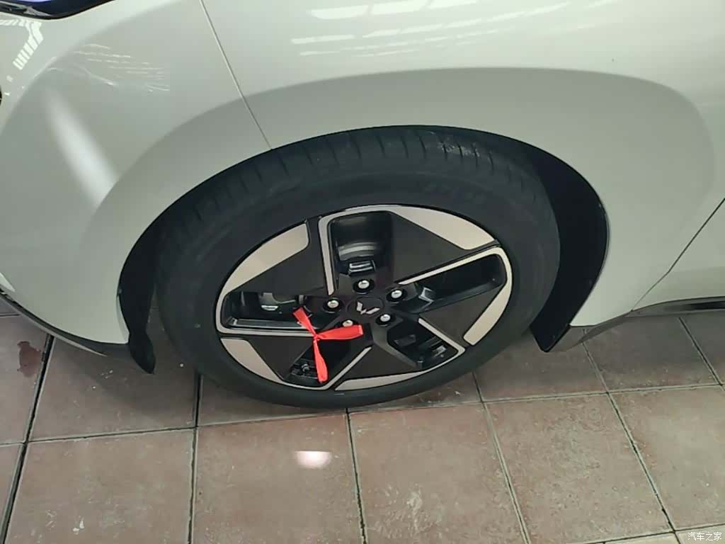 Wuling Starlight, 2025 23