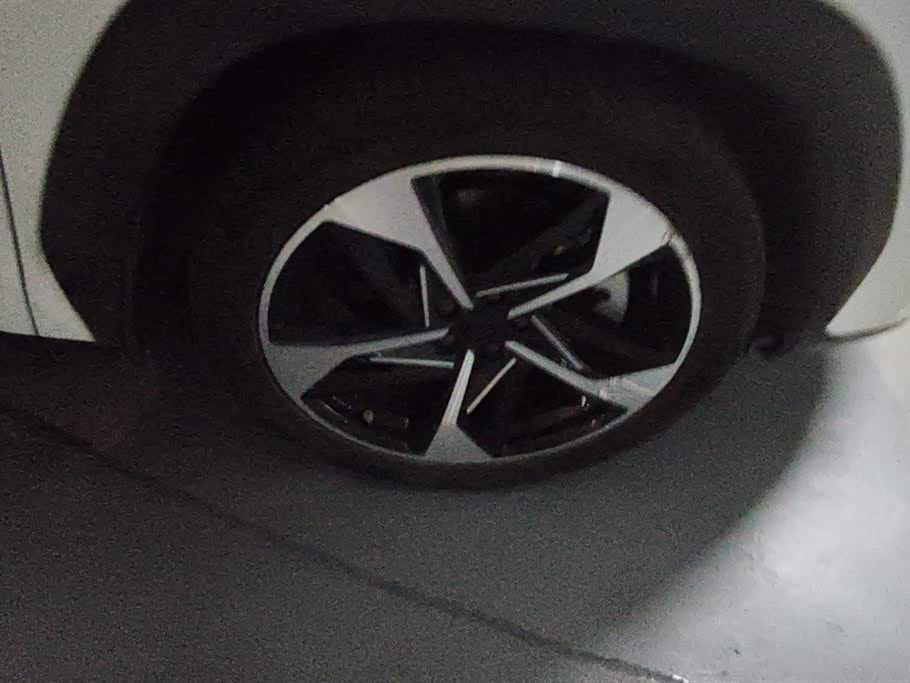 Geely Galaxy Galaxy L7