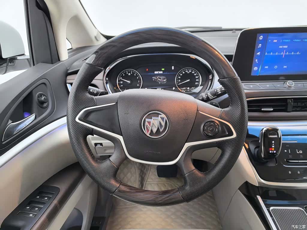 Buick GL8, 2022 11