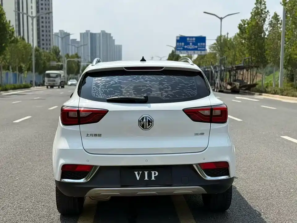 MG ZS