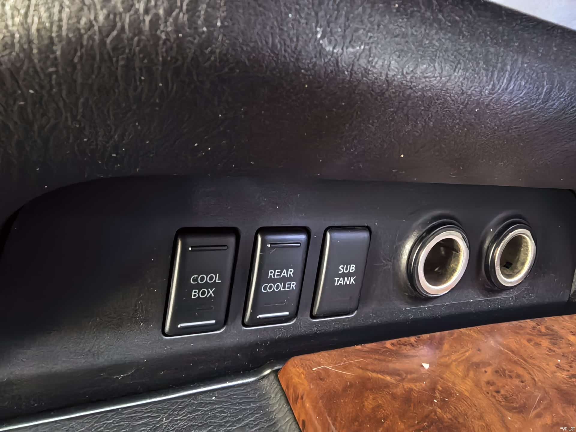 Nissan Patrol, 2019 11