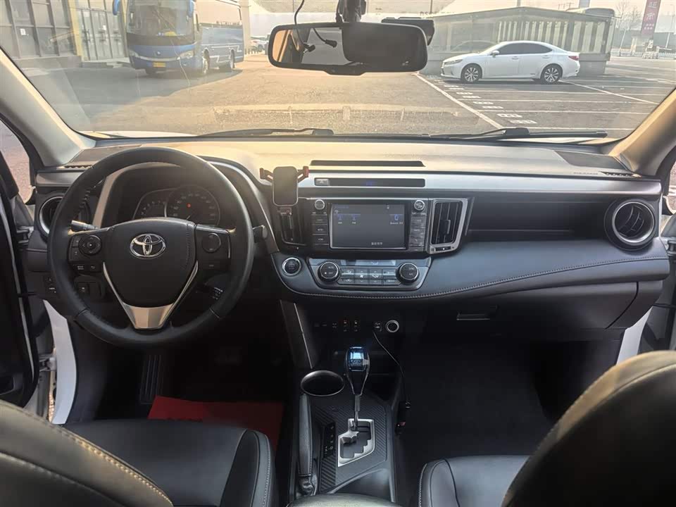 Toyota RAV4 Rongfang