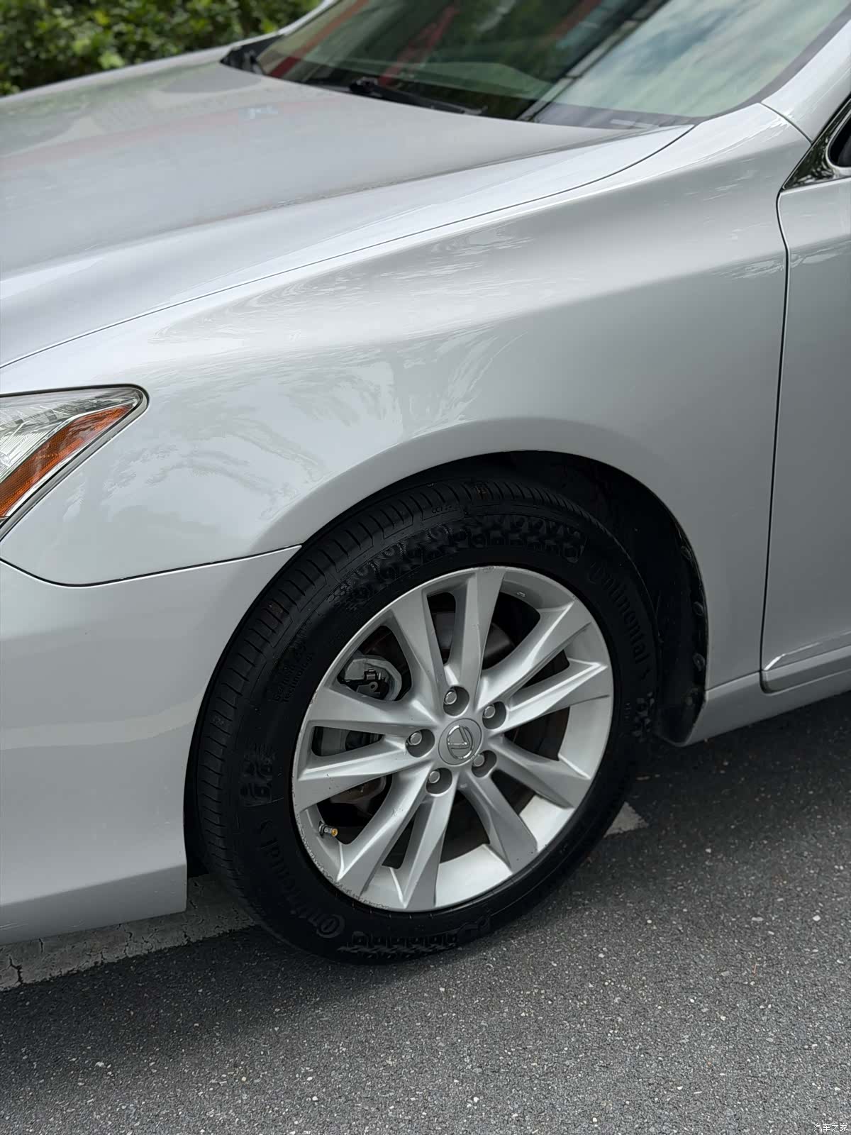 Lexus ES, 2010 3