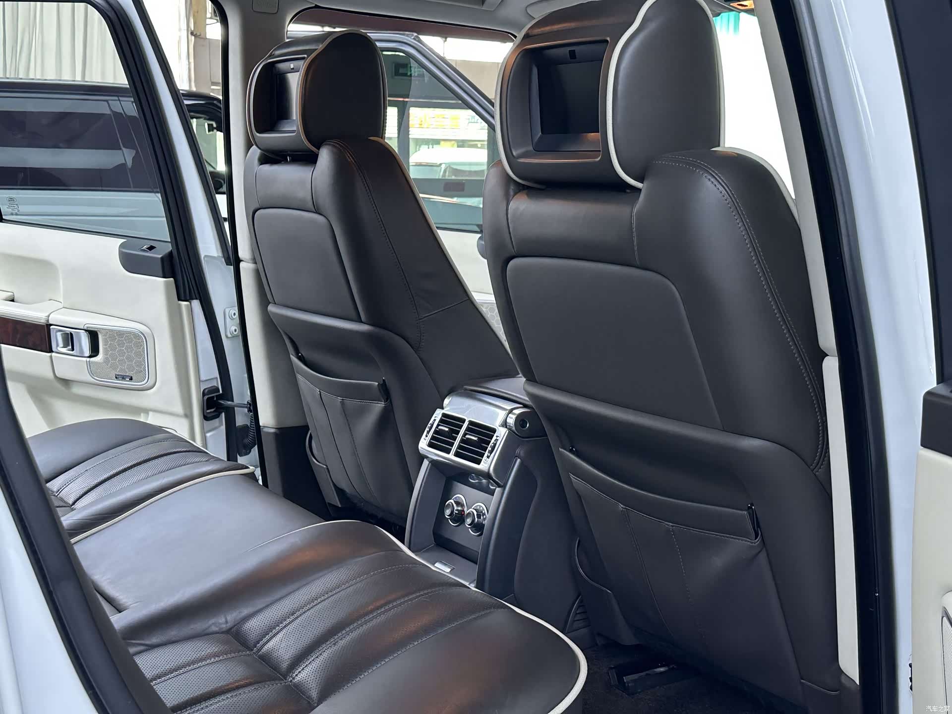 Land Rover Range Rover, 2012 8