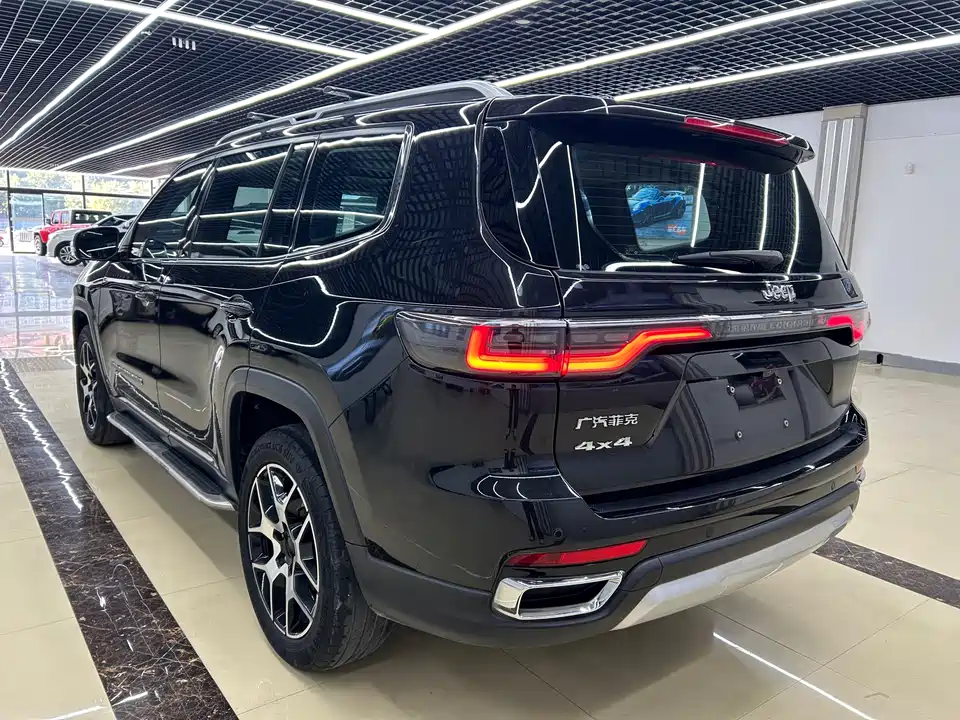 Jeep Grand Commander