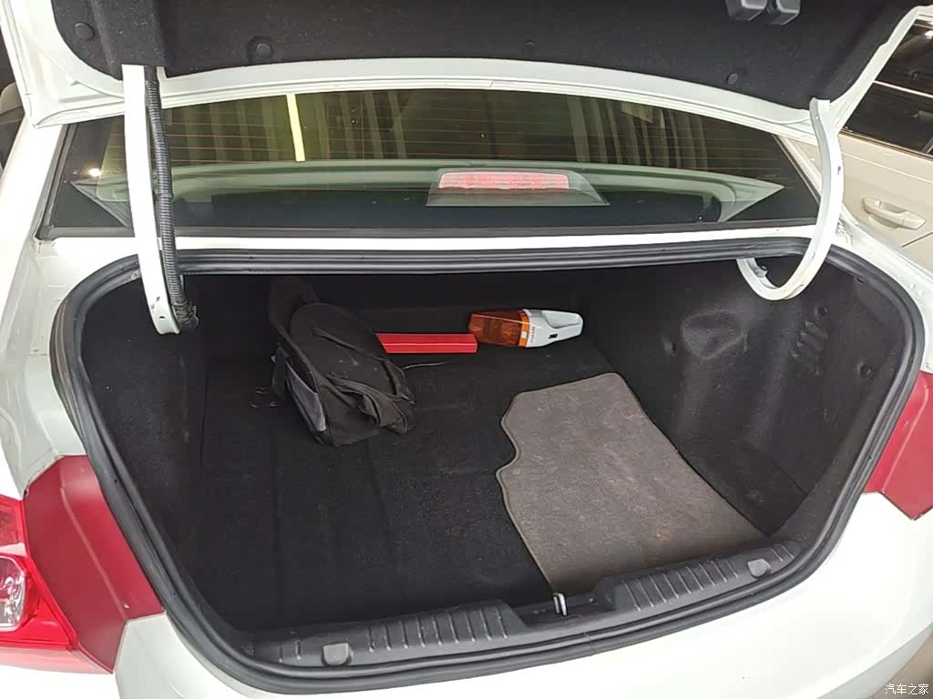 Chevrolet SE, 2014 19