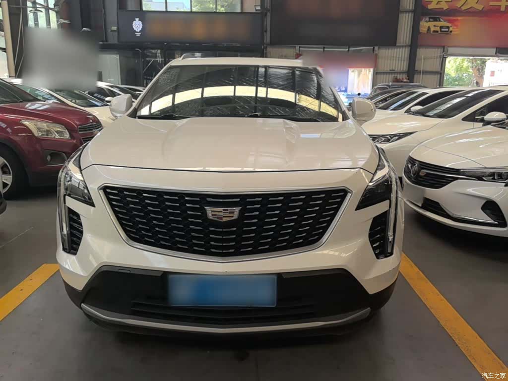 Cadillac XT4, 2020 3