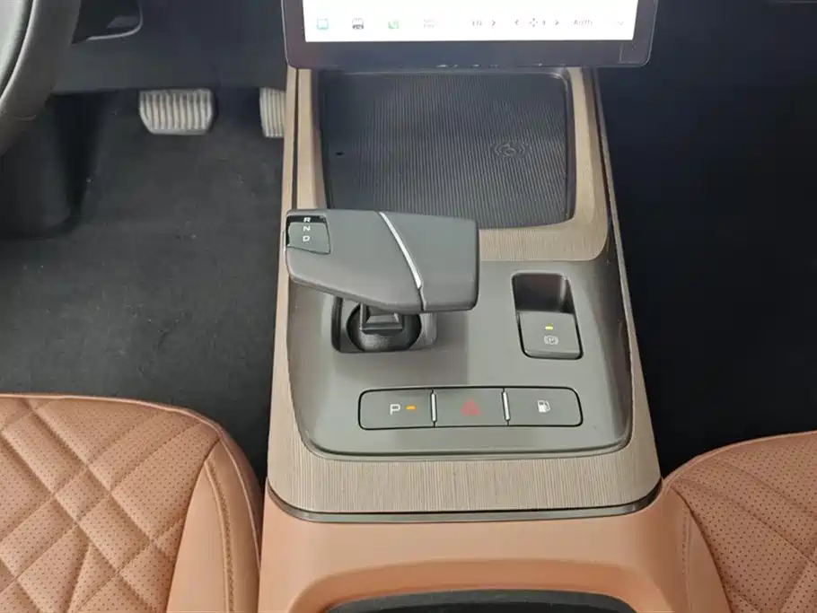 Changan A05