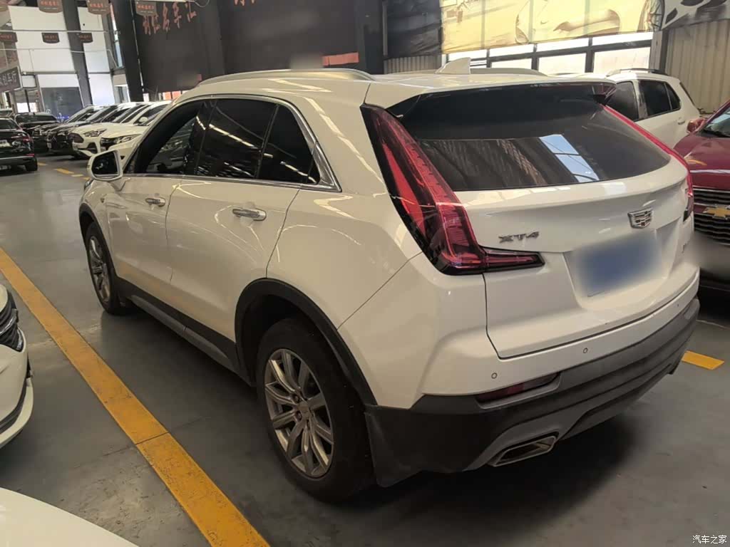 Cadillac XT4, 2020 все фото