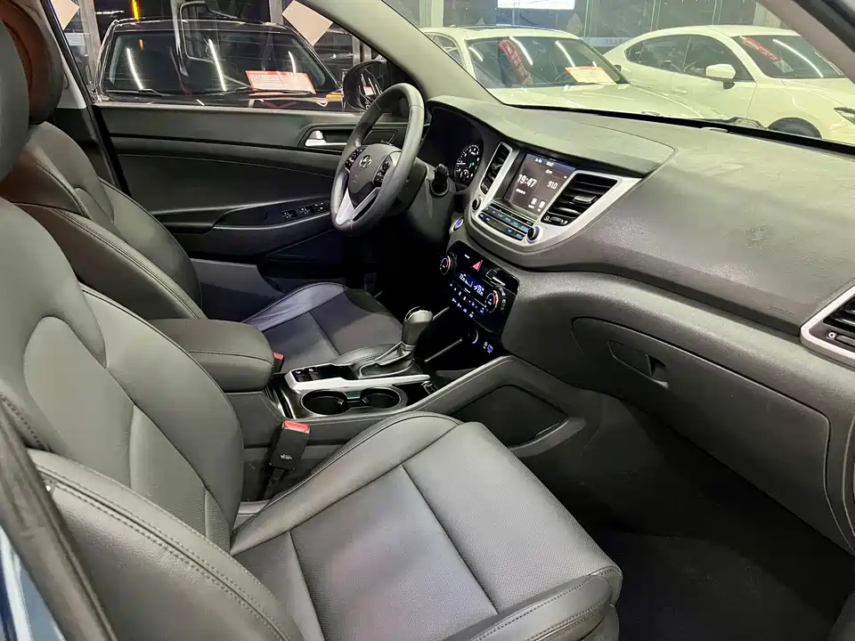 Hyundai Tucson Hyundai Tucson