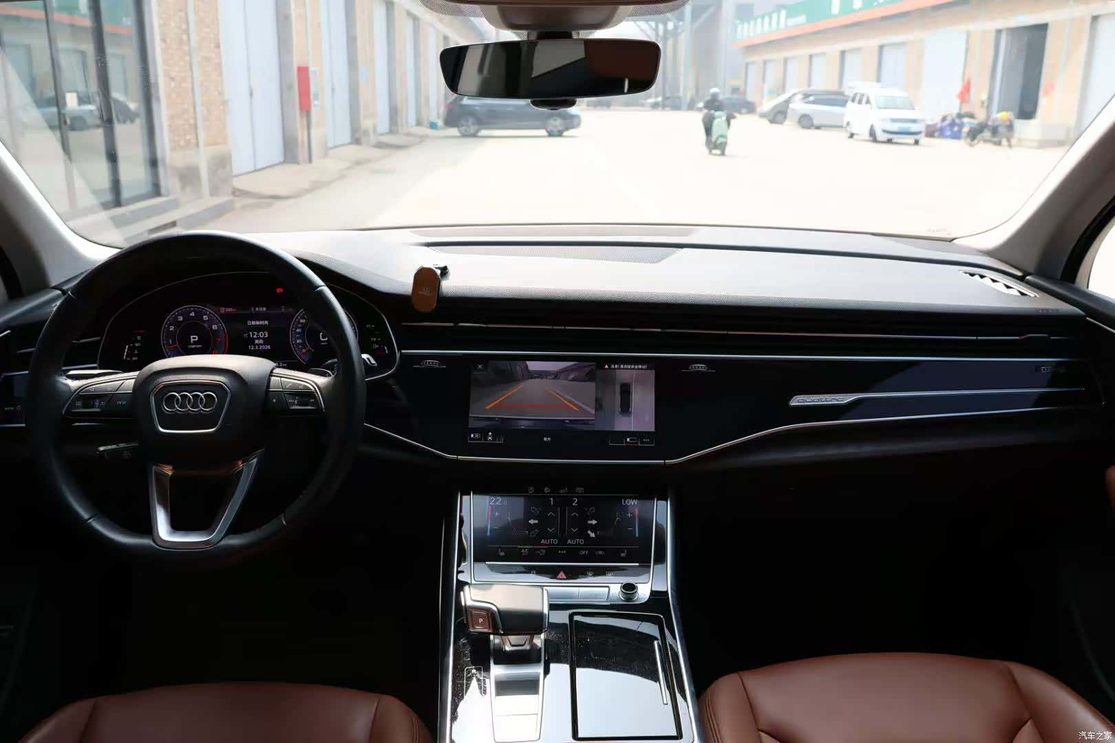 Audi Q7, 2021 9