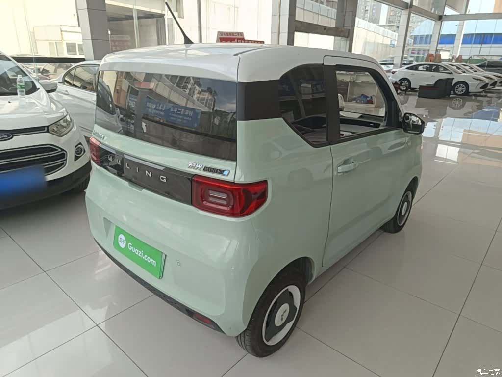 Wuling MINIEV, 2021 7