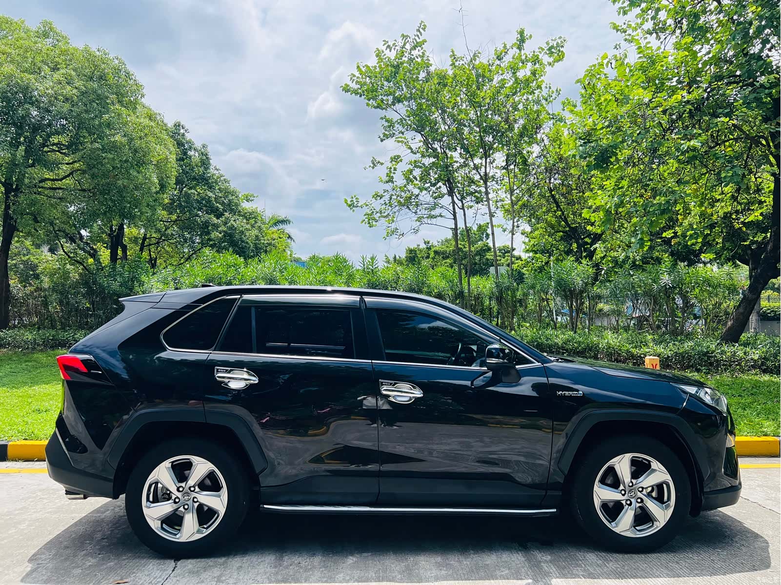 Toyota RAV4, 2022 7