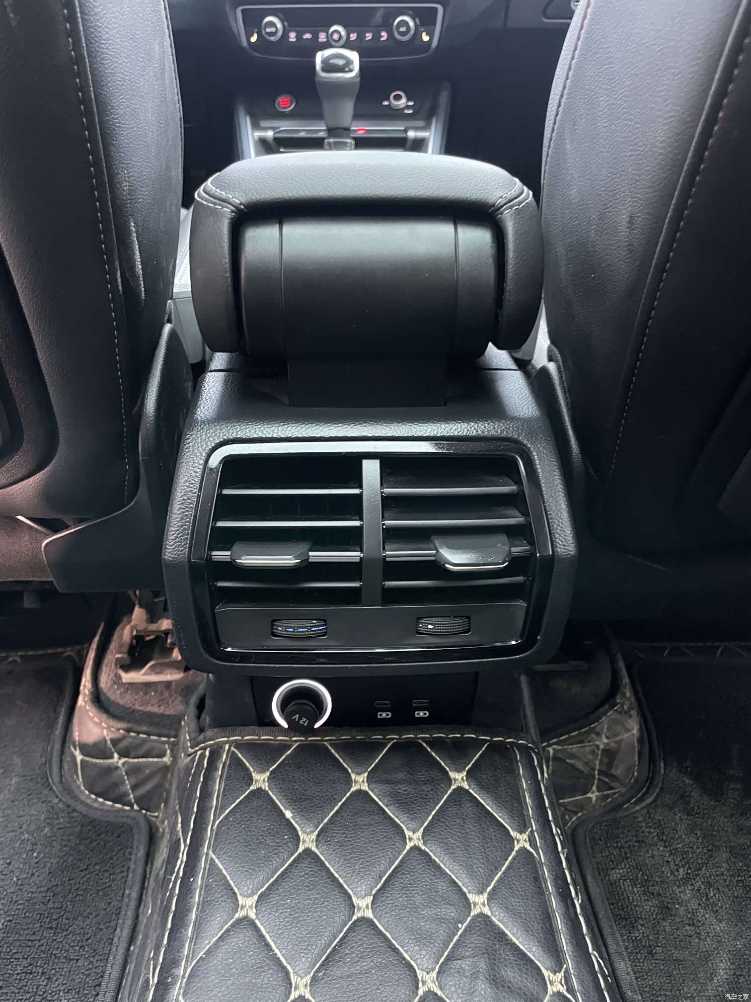Audi Q3, 2023 29