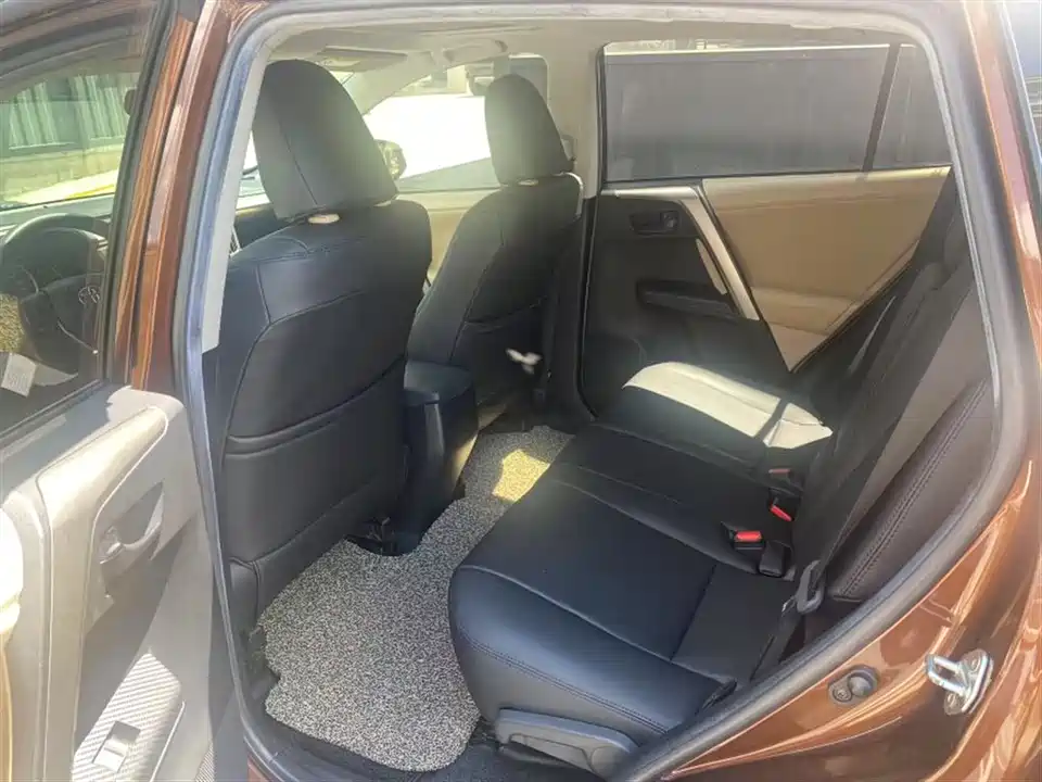 Toyota RAV4 Rongfang