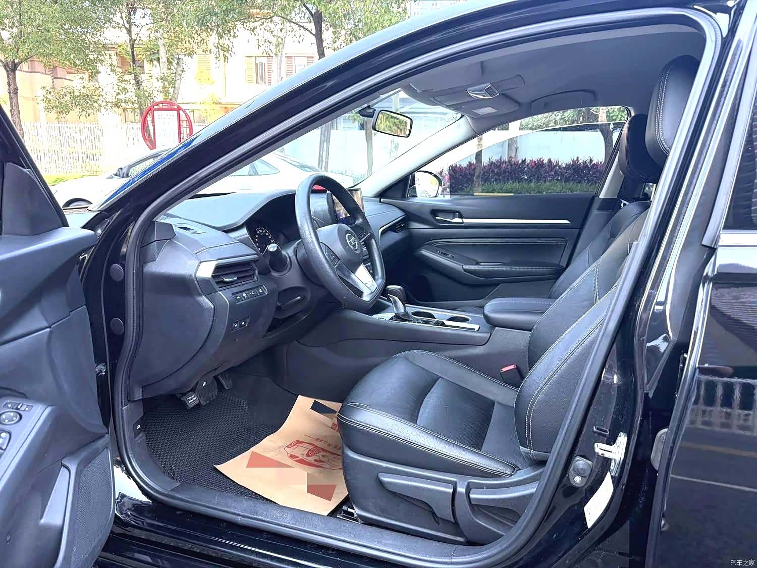 Nissan Teana, 2022 9