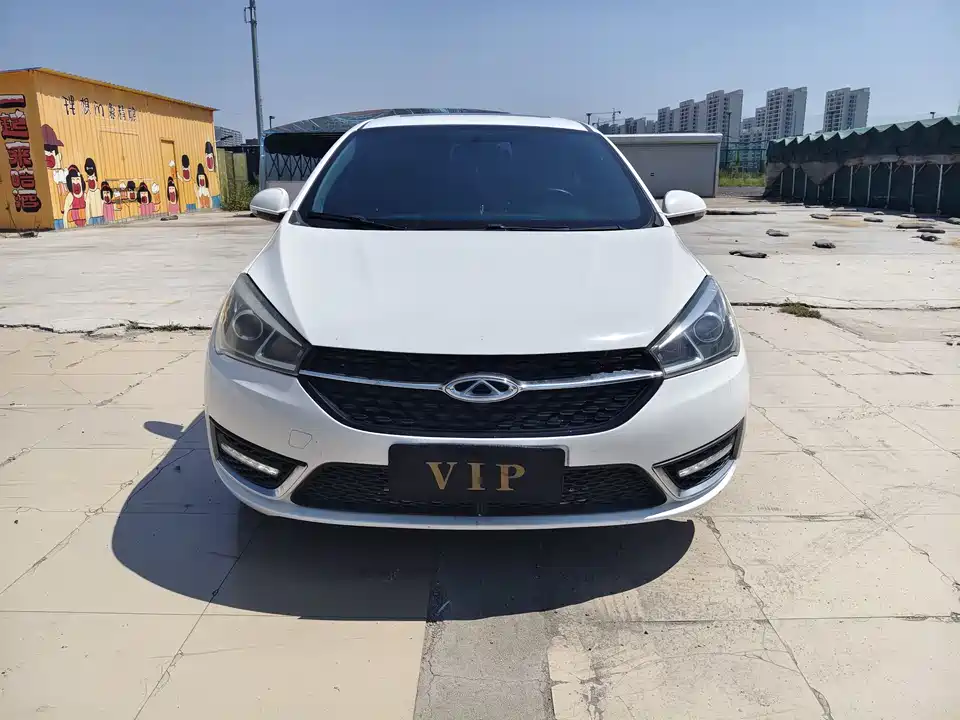 Chery Arrizo 5